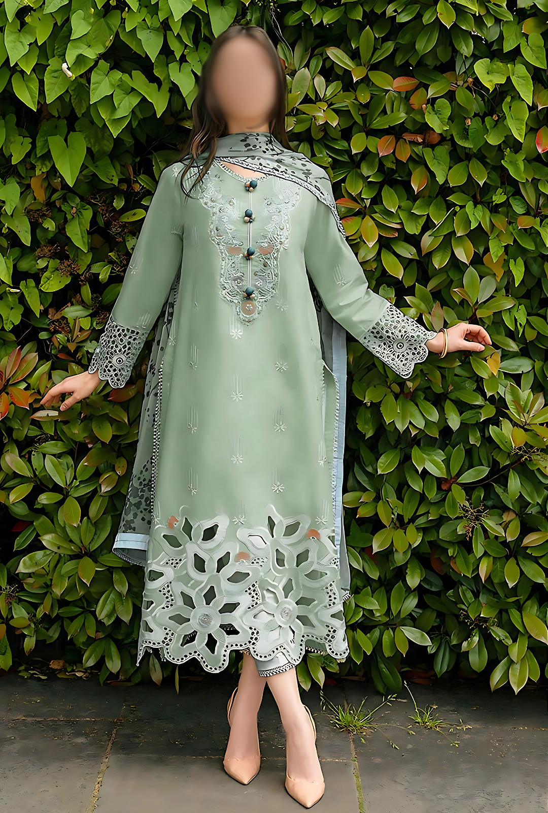 Mushq Embroidered Boring Collection – 3PC Dahnak Suit